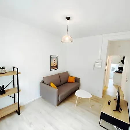 Apartment Charme Et Confort A *