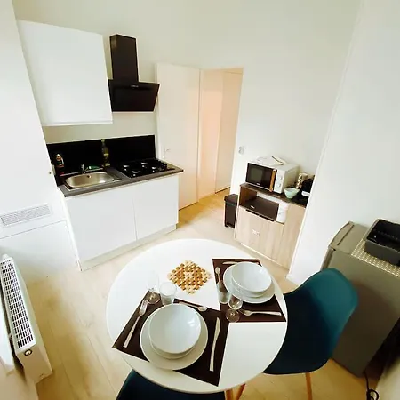 Apartment Charme Et Confort A Charleville-Mezieres